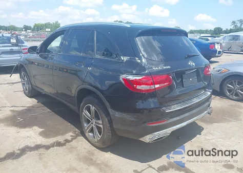 2017 Mercedes-Benz Glc 300 z USA, uszkodzony, nr VIN WDC0G4JBXHF125030